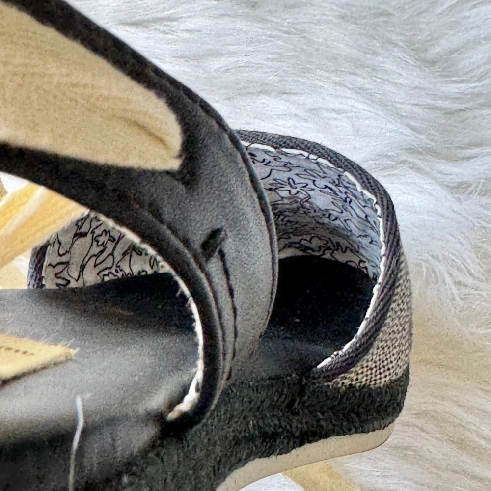 ED by Ellen DeGeneres Lourana‎ Ankle Wrap Black and White Espadrilles Size 7M